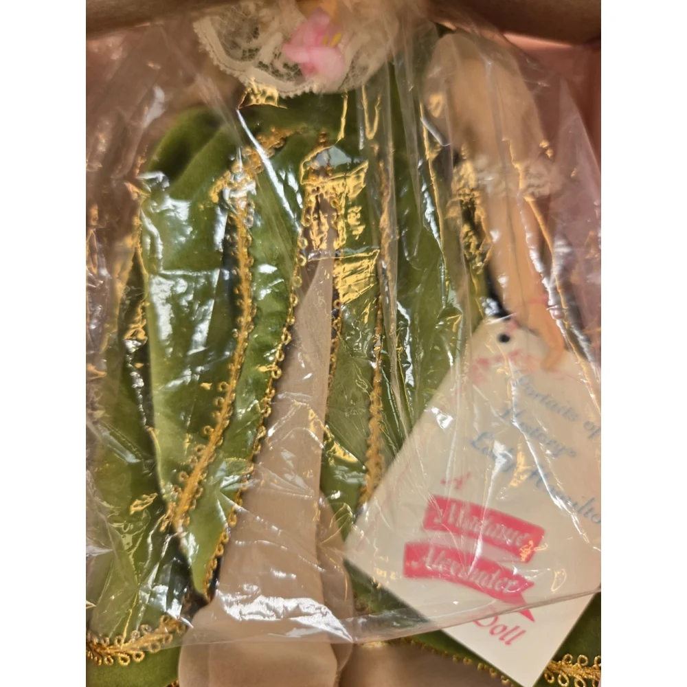 Madame Alexander Lady Hamilton #1338 Doll – 12” Portrait of Children‎ – NRFB –